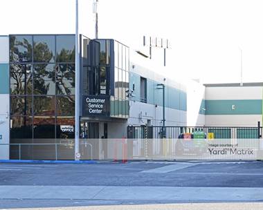 Storage Units for Rent available at 7392 Garden Grove Blvd, Westminster, CA 92683