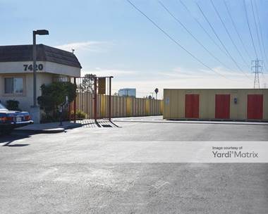Storage Units for Rent available at 7420 Bolsa Avenue, Westminster, CA 92683