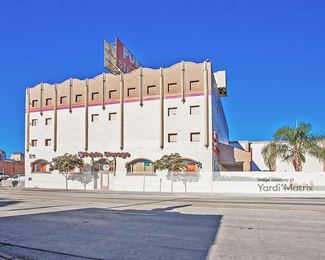 Photo 2 of Public Storage - 511 South Fair Oaks Avenue, Pasadena, CA