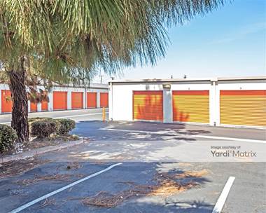 Storage Units for Rent available at 3207 South Street, Long Beach, CA 90805