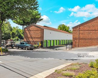 Photo 2 of Extra Space Storage - 3480 Centreville Road, Chantilly, VA