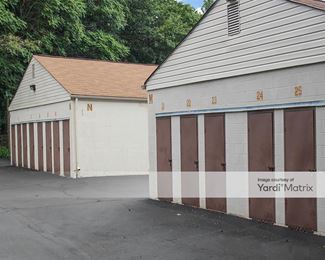 Photo 4 of U-STOR-IT Mini Storage - 3662 1/2 Jefferson Davis Hwy, Fredericksburg, VA