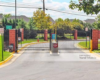 Photo 6 of Public Storage - 3700 Centreville Road, Chantilly, VA
