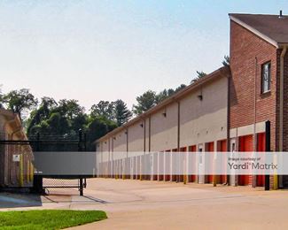 Photo 2 of Public Storage - 5609 Guinea Road, Fairfax, VA