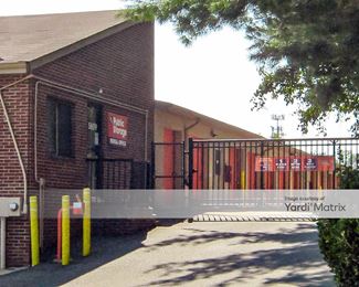 Photo 6 of Public Storage - 5609 Guinea Road, Fairfax, VA