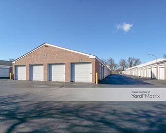 Photo 2 of Self Storage Plus - 4551 Eisenhower Avenue, Alexandria, VA