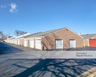 Photo 4 of Self Storage Plus - 4551 Eisenhower Avenue, Alexandria, VA