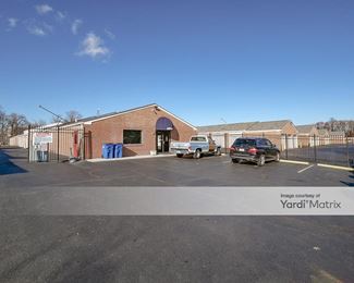 Photo 5 of Self Storage Plus - 4551 Eisenhower Avenue, Alexandria, VA