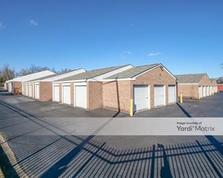 Photo 6 of Self Storage Plus - 4551 Eisenhower Avenue, Alexandria, VA
