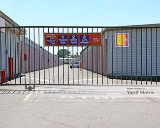 Photo 2 of Public Storage - 2656 Sunrise Blvd, Rancho Cordova, CA