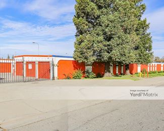 Photo 3 of iStorage - 3855 Madison Avenue, North Highlands, CA