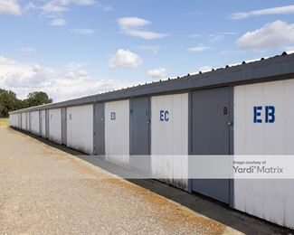 Photo 2 of A-1 Storage - 1346 Q Street, Rio Linda, CA