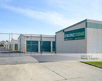 Photo 3 of Extra Space Storage - 5051 Perry Avenue, Sacramento, CA
