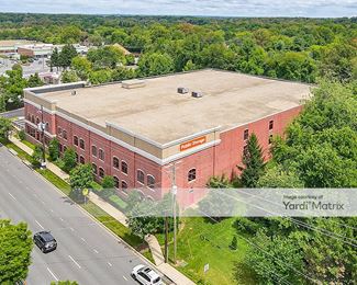 Photo 2 of Public Storage - 807 South Frederick Avenue, Gaithersburg, MD