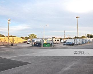 Photo 4 of Extra Space Storage - 10740 Garland Road, Dallas, TX