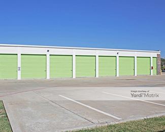 Photo 4 of Extra Space Storage - 6600 K Avenue, Plano, TX