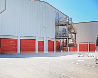 Photo 2 of Public Storage - 2105 Winsted Drive, Dallas, TX