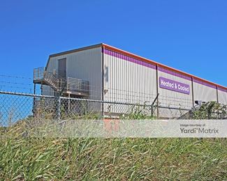 Photo 4 of Public Storage - 2105 Winsted Drive, Dallas, TX