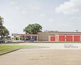 Photo 4 of Public Storage - 1707 South I-35 East, Carrollton, TX