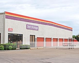 Photo 1 of Public Storage - 500 East Arapaho Road, Richardson, TX