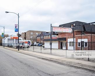 Photo 2 of South Shore Self Storage - 7843 South Exchange Avenue, Chicago, IL