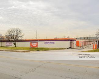 Photo 2 of Public Storage - 2040 South 25th Avenue, Broadview, IL
