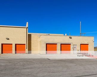 Photo 2 of Public Storage - 7300 North Lehigh Avenue, Niles, IL