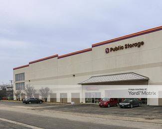 Photo 3 of Public Storage - 125 South Pfingsten Road, Deerfield, IL