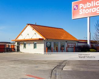 Photo 1 of Public Storage - 7000 South Cicero Avenue, Bedford Park, IL