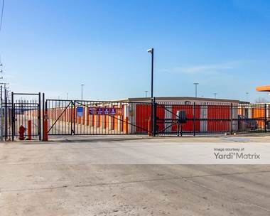 Storage Units for Rent available at 7000 South Cicero Avenue, Bedford Park, IL 60638