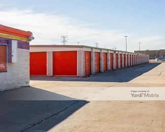 Photo 6 of Public Storage - 7000 South Cicero Avenue, Bedford Park, IL