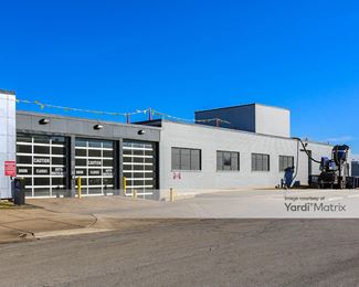 Photo 2 of Extra Space Storage - 6505 Oakton Street, Morton Grove, IL
