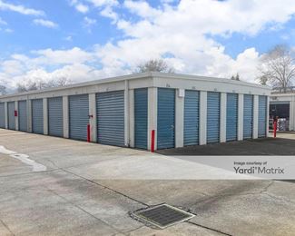 Photo 3 of Superior Self Storage - 1520 East Main Street, Woodland, CA