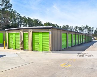Photo 2 of Extra Space Storage - 5725 Old National Hwy, College Park, GA
