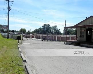 Photo 2 of Bennie-s Mini Warehouses - 4874 Hickory Flat Hwy, Canton, GA