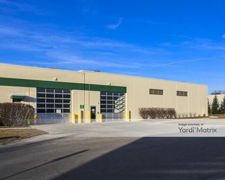 Photo 2 of StorageMart - 2121 Shermer Road, Northbrook, IL