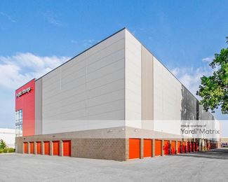 Photo 2 of Public Storage - 5830 Howard Street, Skokie, IL