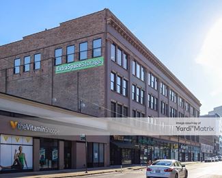 Photo 3 of Storage Star - 1300 North Ashland Avenue, Chicago, IL