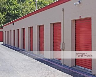 Photo 4 of SecurCare Self Storage - 914 North Belt Line Road, Grand Prairie, TX
