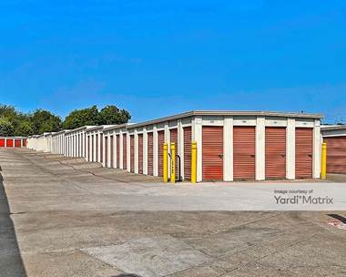 Storage Units for Rent available at 7227 South RL Thornton Fwy, Dallas, TX 75232