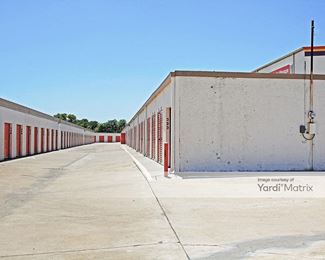 Photo 4 of Public Storage - 3443 Sorrento Drive, Mesquite, TX