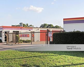 Photo 2 of Public Storage - 1520 West Irving Blvd, Irving, TX