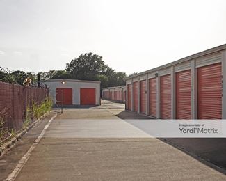 Photo 4 of Public Storage - 1520 West Irving Blvd, Irving, TX