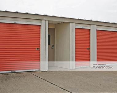 Storage Units for Rent available at 1525 West Pleasant Run Road, Lancaster, TX 75146