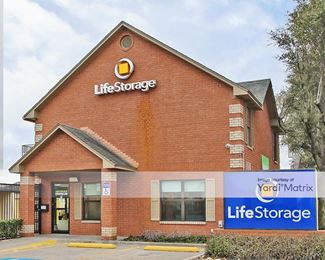 Photo 1 of Extra Space Storage - 1010 East Hwy 67, Duncanville, TX