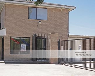 Photo 2 of Big John-s Self Storage - 200 West Pioneer Pkwy, Grand Prairie, TX