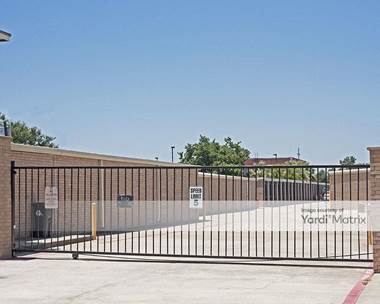 Storage Units for Rent available at 200 West Pioneer Pkwy, Grand Prairie, TX 75051