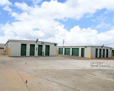 Storage Units for Rent available at 940 North Mill Street, Lewisville, TX 75057