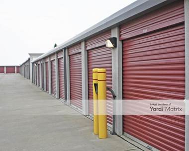 Storage Units for Rent available at 1040 Cedar Valley, Lancaster, TX 75134