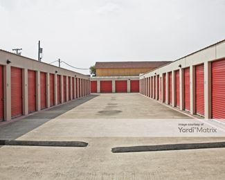Photo 4 of Dallas Secure Storage - 1920 North Interstate 35 East, Lancaster, TX